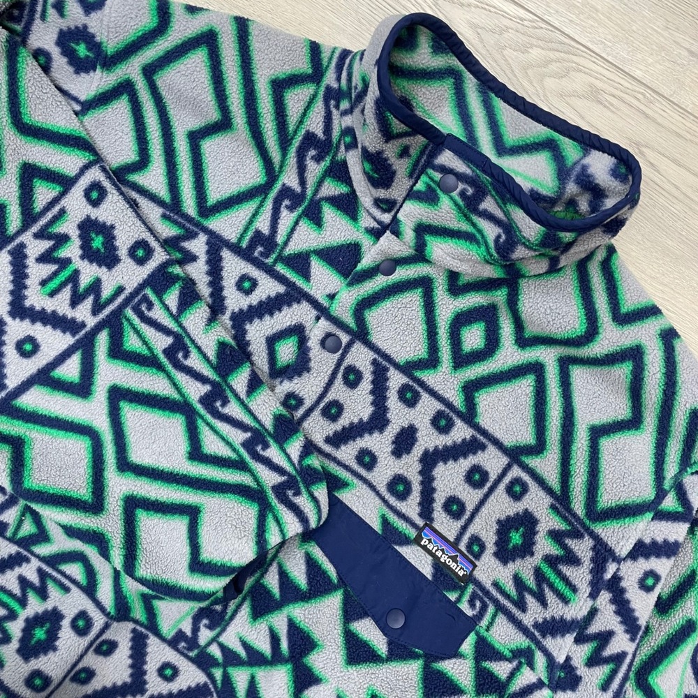 Patagonia Synchilla Snap-T Fleece Pullover Mens M Gray Green Aztec Print 25450